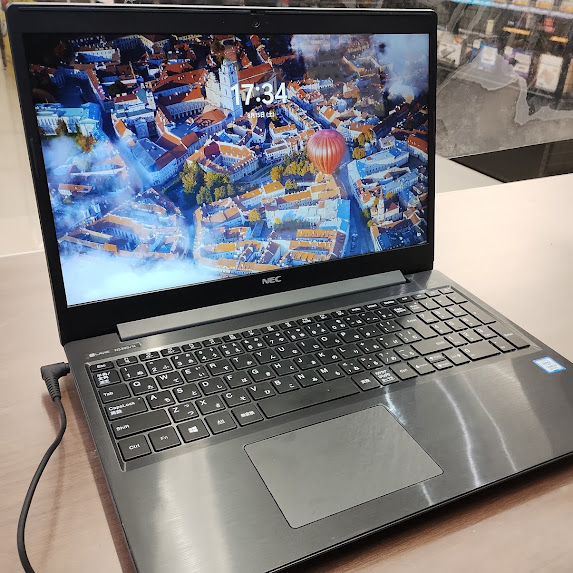 （お持ち込みいただいたNECノートパソコンPC-ZNS300NAB）